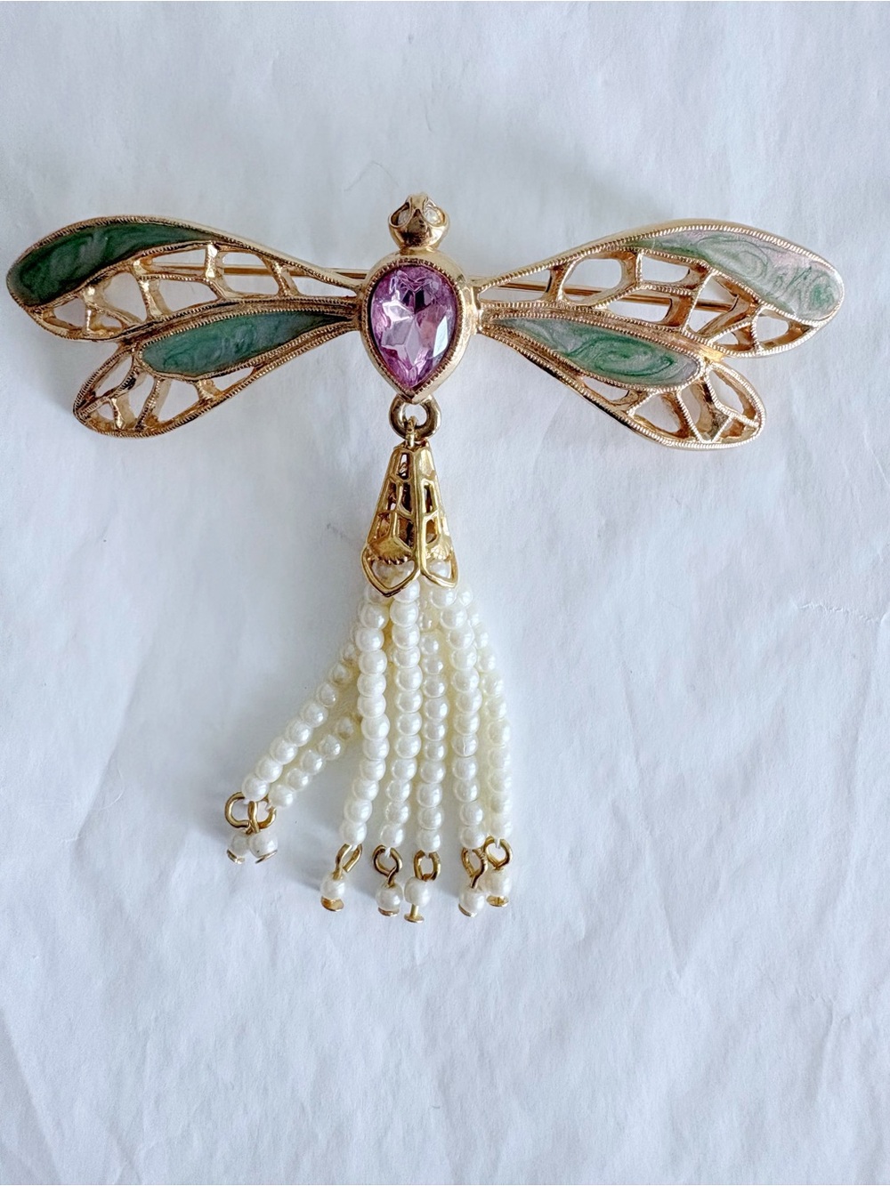 Avon Gold Tone Dragonfly Brooch Green Enamel Wings, Pink Stone & Pearl Tassel - Picture 4 of 8